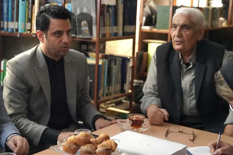 یکهزار نفر از نخبگان، فرهنگ‌نامه تبری را تالیف می‌کنند