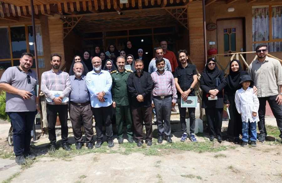 من زنی را دیدم که آرزو چید