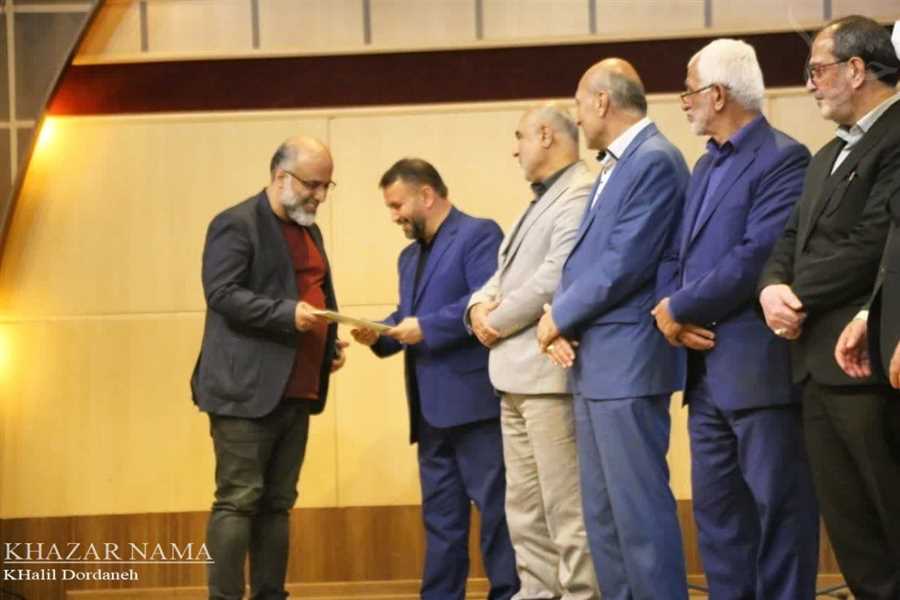 خبرنگاران مازندرانی برگزیده جشنواره‌های ملی تجلیل شدند