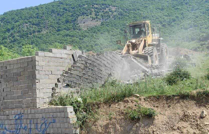 ۷۰۰ هکتار از اراضی ملی سوادکوه به بیت‌المال بازگشت 