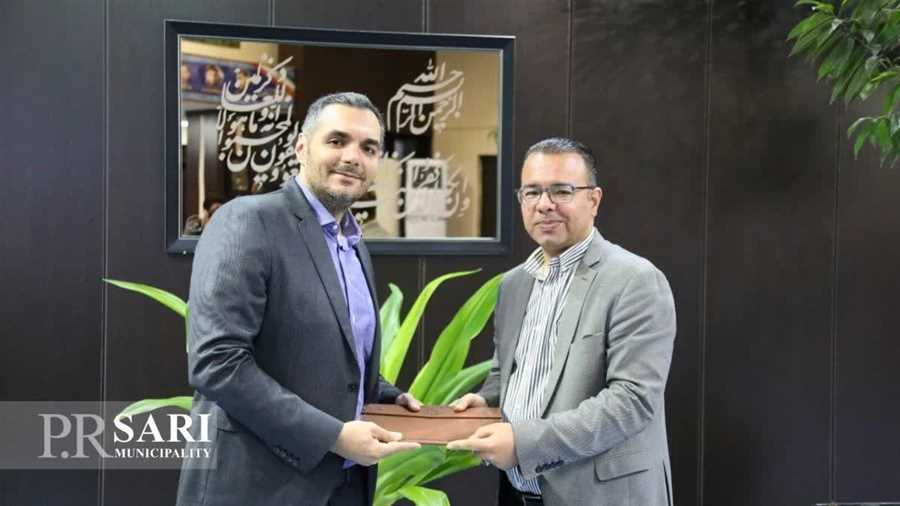 پوست‌اندازی در شهرداری ساری 