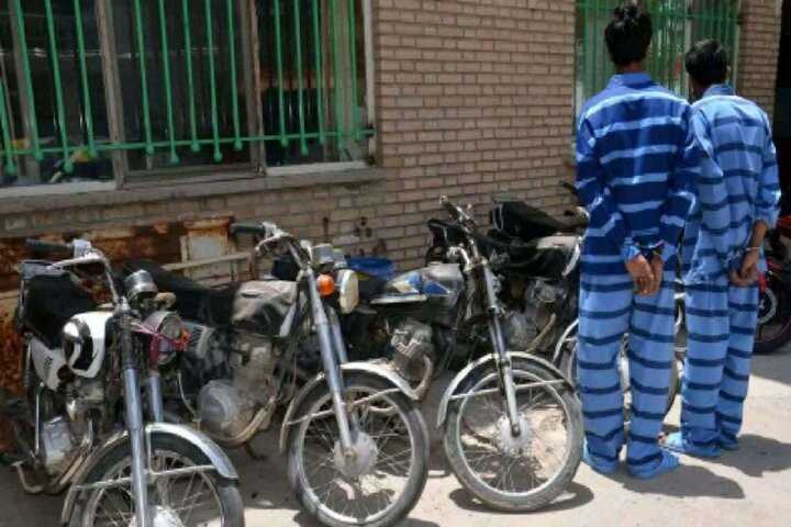 شکارچیان موتورسیکلت زمینگیر شدند